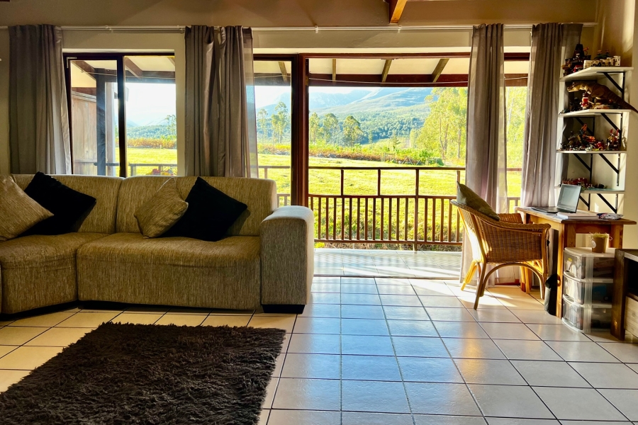 2 Bedroom Property for Sale in Heatherlands Western Cape